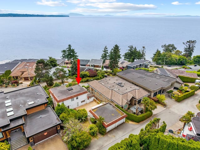 House for sale in White Rock, South Surrey White Rock, 14471 Magdalen Crescent, 263167928 | Realtylink.org