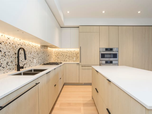 Apartment for sale in Vancouver, Vancouver East, PH517 2471 St. George Street, 263168017 | Realtylink.org
