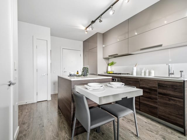 Apartment for rent in Burnaby, Burnaby North, 2378 Alpha, 263168069 | Realtylink.org