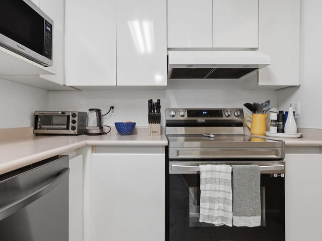 Apartment for sale in Coquitlam, Coquitlam, 101 1189 Westwood Street, 263168173 | Realtylink.org