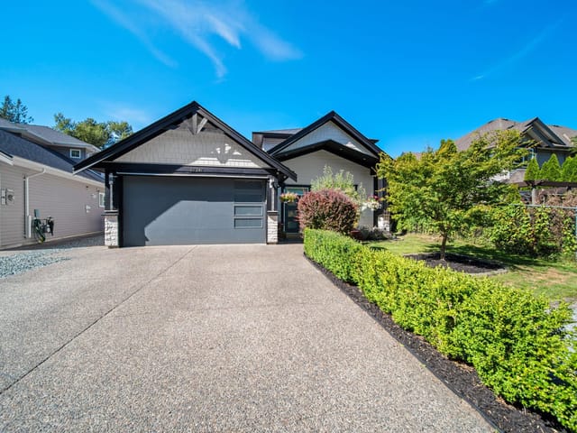 House for sale in Langley, Langley, 27247 33b Avenue, 263168220 | Realtylink.org