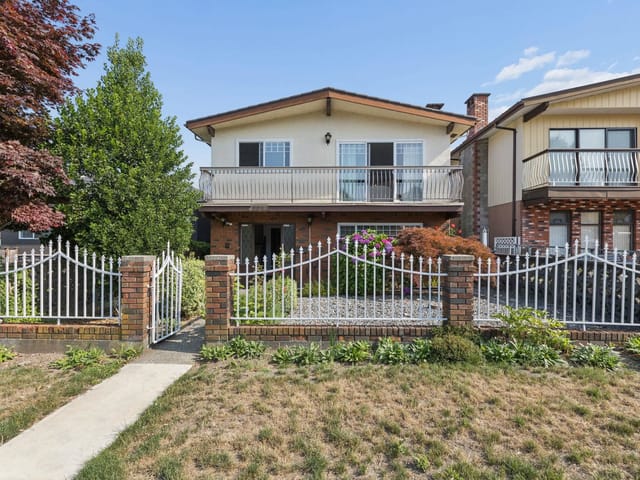 House for sale in Burnaby, Burnaby North, 4729 Frances Street, 263168279 | Realtylink.org