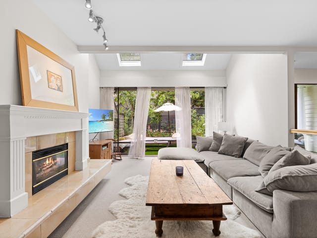 Townhouse for sale in West Vancouver, West Vancouver, 12 4957 Marine Drive, 263168381 | Realtylink.org