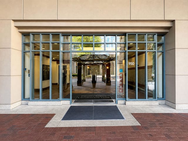 Apartment for sale in Vancouver, Vancouver West, 2204 950 Cambie Street, 263168446 | Realtylink.org