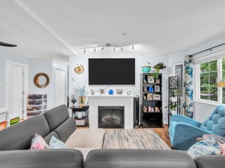 Apartment for sale in Surrey, North Surrey, 112 14877 100 Avenue, 263168512 | Realtylink.org