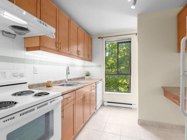 Apartment for sale in Burnaby, Burnaby North, 201 9153 Saturna Drive, 263168566 | Realtylink.org