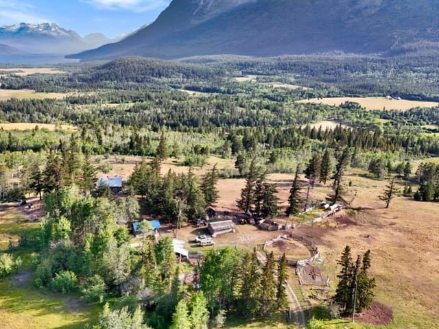 House for sale in Williams Lake, Williams Lake, 7091 Tatlayoko Road, 263168654 | Realtylink.org