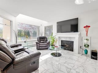 Townhouse for sale in White Rock, South Surrey White Rock, 101 1225 Merklin Street, 263168758 | Realtylink.org