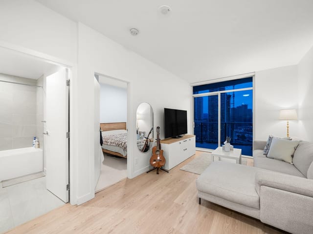 Apartment for sale in Burnaby, Burnaby North, 2607 2181 Madison Avenue, 263168811 | Realtylink.org