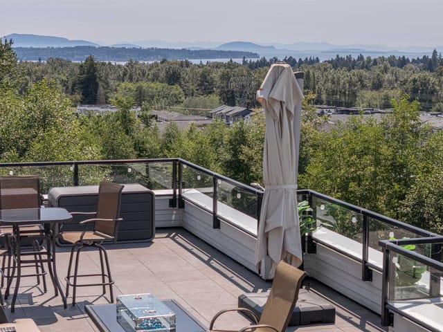 Townhouse for sale in Surrey, South Surrey White Rock, 231 2218 Oak Meadows Drive, 263168840 | Realtylink.org