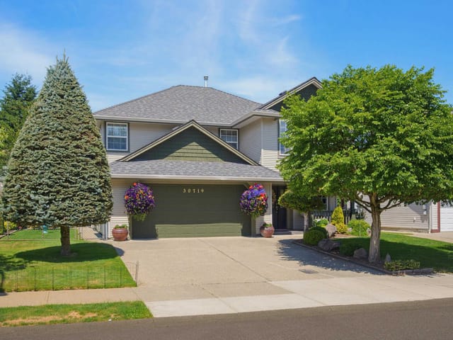 House for sale in Abbotsford, Abbotsford, 30719 Crestview Avenue, 263169012 | Realtylink.org