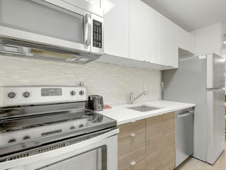 Apartment for sale in Vancouver, Vancouver West, 208 1106 Pacific Street, 263169136 | Realtylink.org