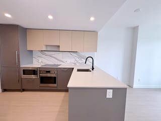Apartment for rent in Surrey, Surrey, 51X 13745 George Junction, 263169160 | Realtylink.org