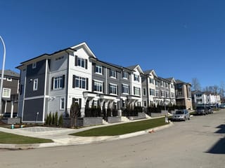Townhouse for rent in Surrey, South Surrey White Rock, 16325 21 Avenue, 263169357 | Realtylink.org