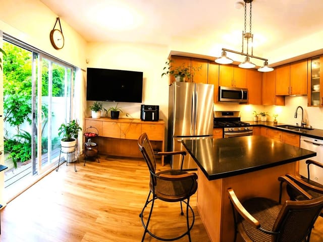 Townhouse for sale in Surrey, South Surrey White Rock, 15 2678 King George Boulevard, 263169473 | Realtylink.org