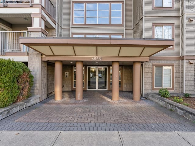 Apartment for sale in Chilliwack, Chilliwack, 203 45561 Yale Road, 263169529 | Realtylink.org