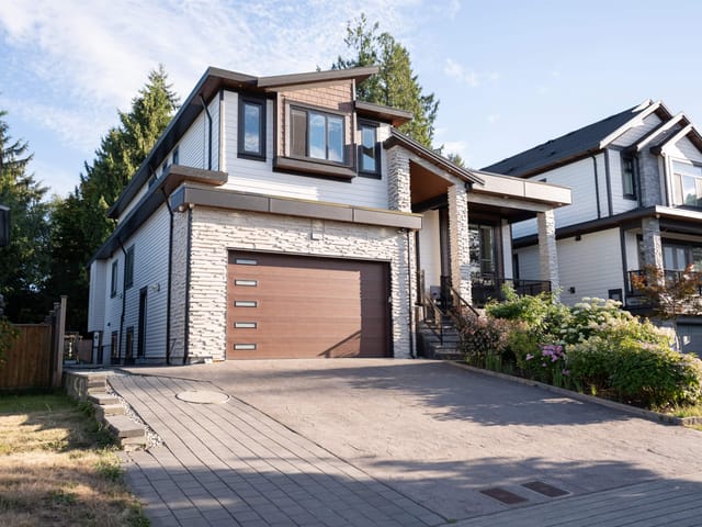 House for sale in Surrey, Surrey, 15640 93a Avenue, 263169531 | Realtylink.org