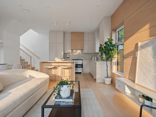 1/2 Duplex for sale in Vancouver, Vancouver East, 366 E 23rd Avenue, 263169545 | Realtylink.org
