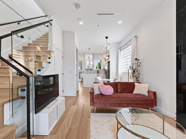 1/2 Duplex for sale in Vancouver, Vancouver East, 2977 E 42nd Avenue, 263169596 | Realtylink.org