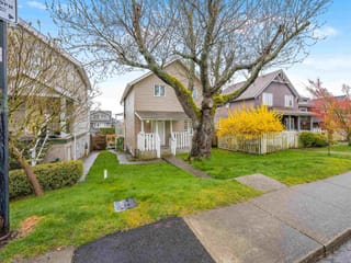 House for sale in North Vancouver, North Vancouver, 227 W 5th Street, 263169618 | Realtylink.org