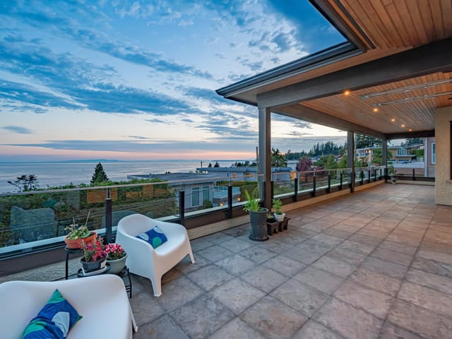 House for sale in White Rock, South Surrey White Rock, 14439 Sunset Lane, 263169854 | Realtylink.org