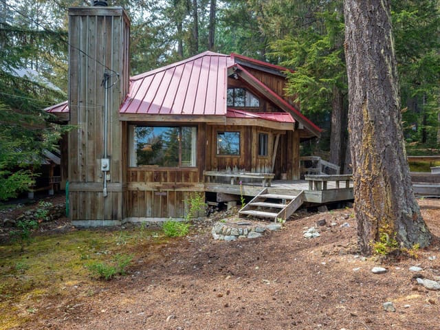 House for sale in Whistler, Whistler, 9230 Pinetree Place, 263169883 | Realtylink.org