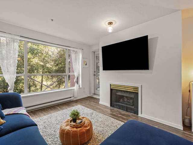 Apartment for sale in Port Coquitlam, Port Coquitlam, 208 2551 Parkview Lane, 263170025 | Realtylink.org