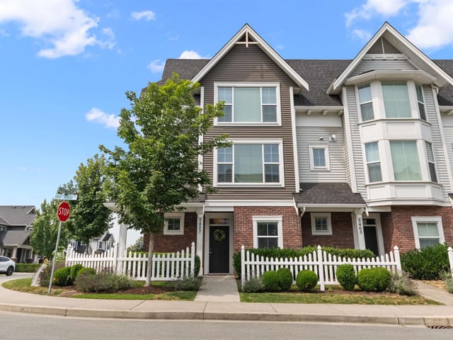 Townhouse for sale in Chilliwack, Sardis, 5457 Driftwood Street, 263170110 | Realtylink.org