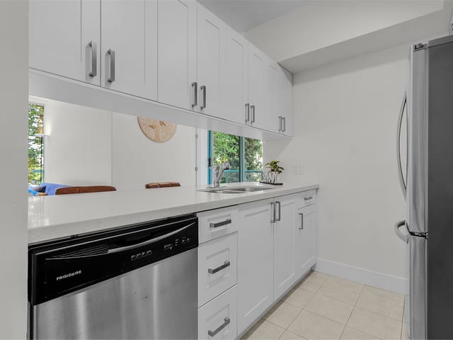 Apartment for sale in Richmond, Richmond, 302 8871 Lansdowne Road, 263170157 | Realtylink.org