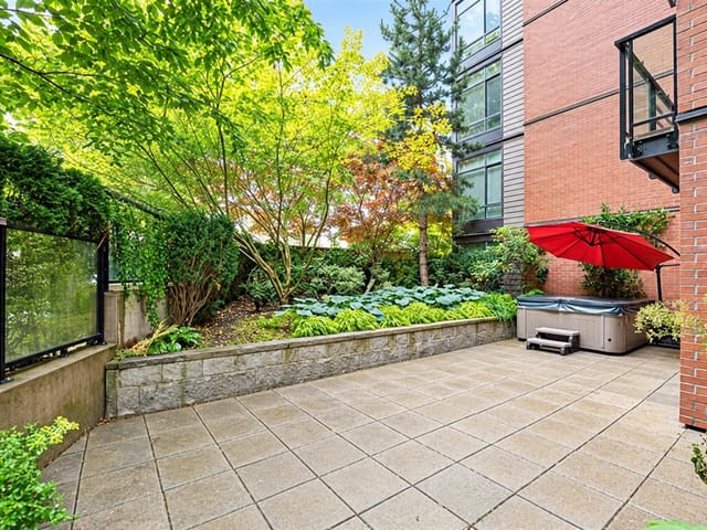 Apartment for sale in North Vancouver, North Vancouver, 105 733 W 3rd Street, 263170238 | Realtylink.org