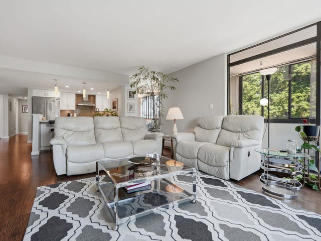 Apartment for sale in White Rock, South Surrey White Rock, 508 1480 Foster Street, 263170283 | Realtylink.org