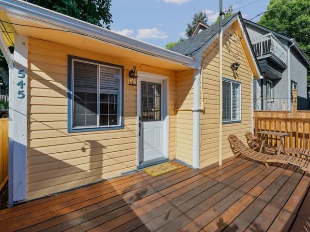 House for rent in Vancouver, Vancouver East, Coach 545 Atlantic Street, 263170640 | Realtylink.org