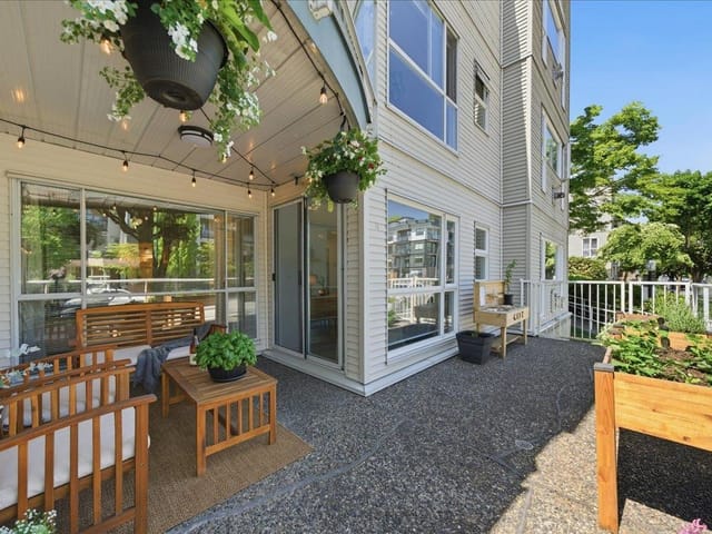 Apartment for sale in Port Coquitlam, Port Coquitlam, 104 2339 Shaughnessy Street, 263170655 | Realtylink.org