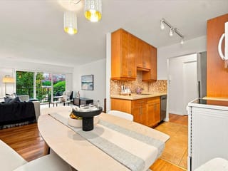 Apartment for sale in Vancouver, Vancouver West, 208 3787 W 4th Avenue, 263170672 | Realtylink.org