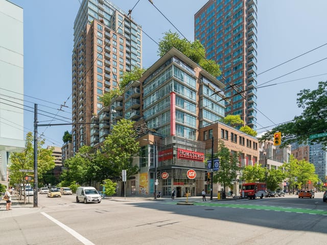 Apartment for sale in Vancouver, Vancouver West, 2206 788 Richards Street, 263170688 | Realtylink.org