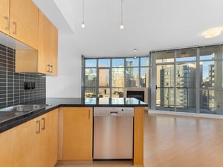 Apartment for rent in Vancouver, Vancouver West, 1205 1050 Smithe Street, 263170704 | Realtylink.org