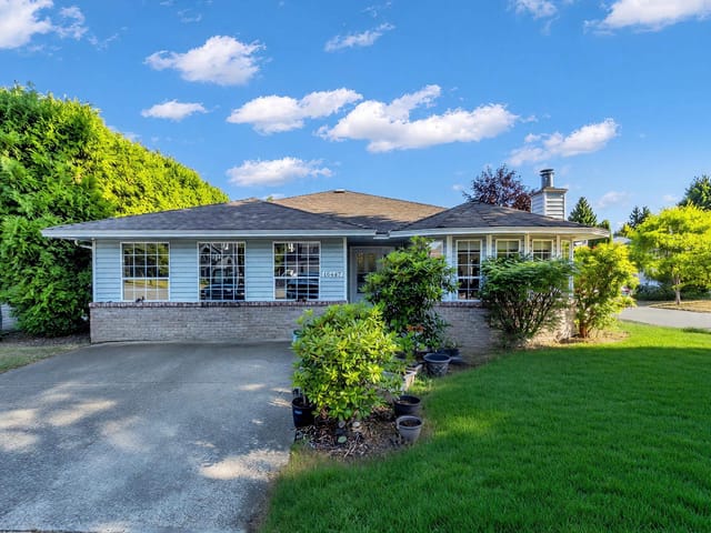 House for sale in Surrey, Surrey, 15447 92a Avenue, 263170819 | Realtylink.org