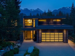 House for sale in Whistler, Whistler, 8206 Mountain View Drive, 263170862 | Realtylink.org