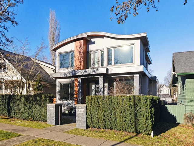 House for sale in Vancouver, Vancouver West, 4437 W 13th Avenue, 263171301 | Realtylink.org