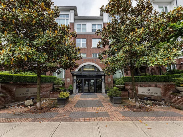 Apartment for sale in Richmond, Richmond, 351 9388 McKim Way, 263171328 | Realtylink.org