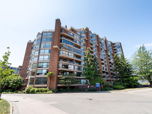 Apartment for sale in Vancouver, Vancouver West, 305 1450 Pennyfarthing Drive, 263171385 | Realtylink.org