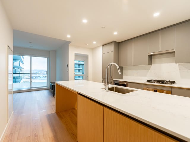 Apartment for sale in Richmond, Richmond, 902 7977 Lansdowne Road, 263171457 | Realtylink.org