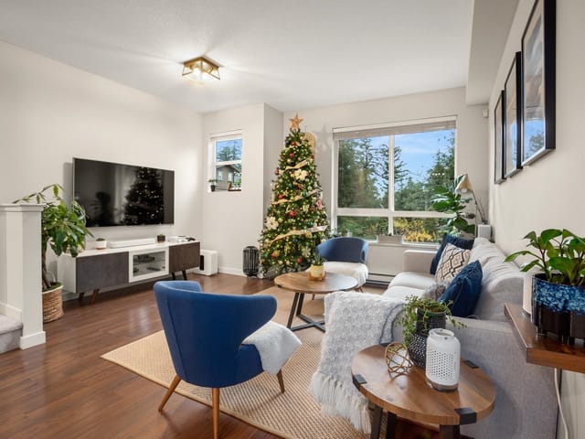 Townhouse for sale in Surrey, South Surrey White Rock, 94 2729 158 Street, 263171464 | Realtylink.org