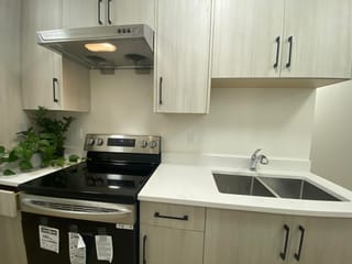 House for rent in Burnaby, Burnaby North, 2 Bed Suite 7542 Lindrick Court, 263171468 | Realtylink.org