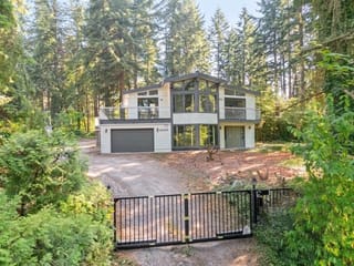 House for sale in Surrey, South Surrey White Rock, 14340 28th Avenue, 263171494 | Realtylink.org