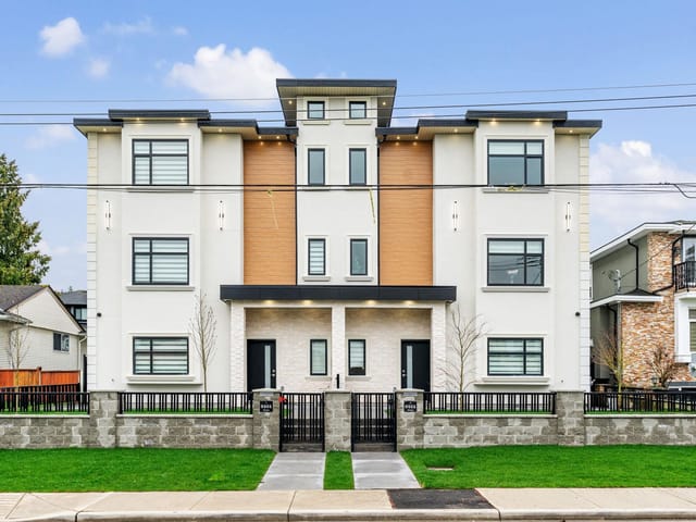 1/2 Duplex for sale in Burnaby, Burnaby East, 2 8464 15 Avenue, 263171532 | Realtylink.org