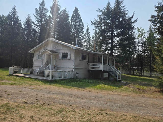 House for sale in Horse Lake, 100 Mile House, 6247 Aalton Road, 263171538 | Realtylink.org