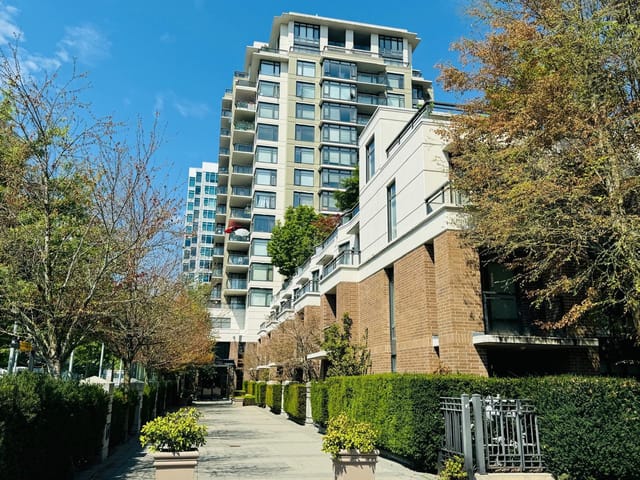 Apartment for sale in Richmond, Richmond, 505 6351 Buswell Street, 263171673 | Realtylink.org