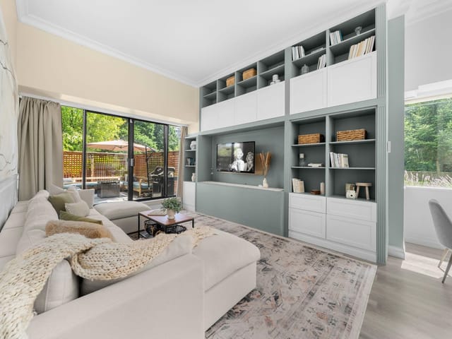 Apartment for sale in Burnaby, Burnaby South, 101 7235 Salisbury Avenue, 263171738 | Realtylink.org