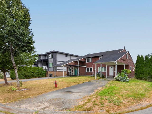 1/2 Duplex for sale in Surrey, Surrey, 9443 132a Street, 263171783 | Realtylink.org